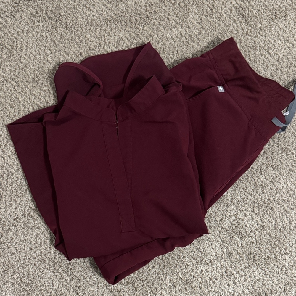 Figs Women's Maroon Scrubs- XS top & small joggers